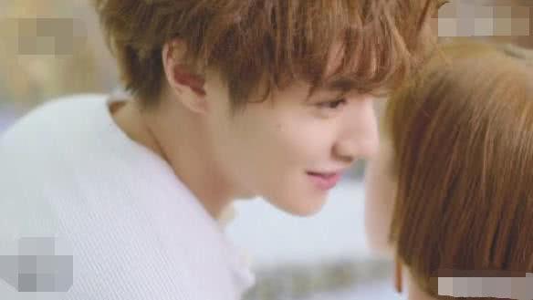 新版流星花园花泽类,蝶恋花:笑为谁穿纱,哭为谁削发生为谁开花