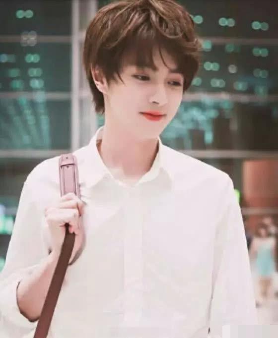 新版流星花园花泽类,蝶恋花:笑为谁穿纱,哭为谁削发生为谁开花