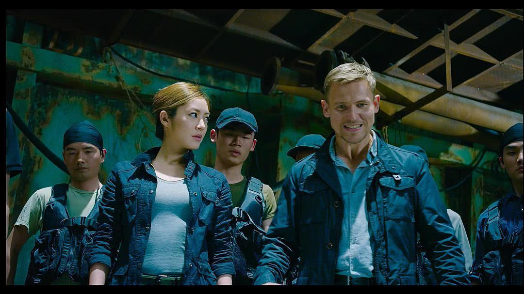 松冈李那个人资料写真作品