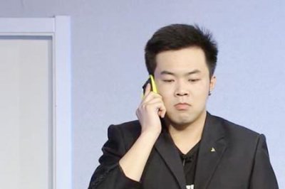 ​爱笑会议室的崔志佳去哪了