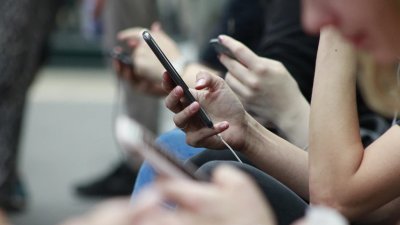 ​怎样退出微信群