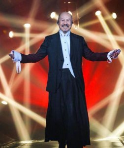 ​《歌手》迎来腾格尔，华晨宇演唱自己的歌嗨翻全场