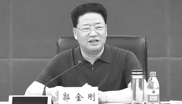 山西煤老板发家史(山西煤企大鳄的官场末路)(2)