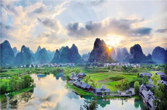 广西桂林阳朔的山水(找到语文书上的桂林)(1)