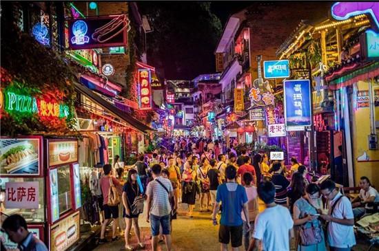 广西桂林阳朔的山水(找到语文书上的桂林)(2)