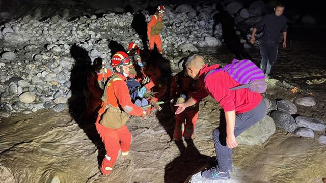 四川泸定地震的看法(泸定地震已致46人死亡)(2)