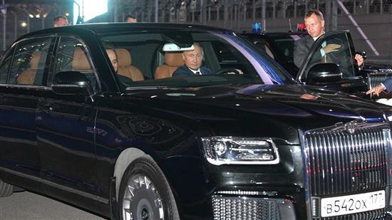 普京的座驾是哪个(普京的专车有多牛)(1)