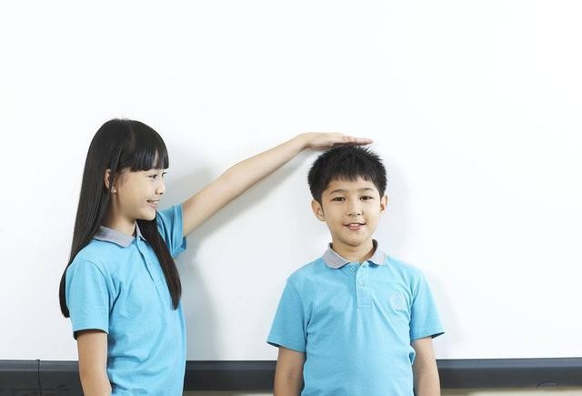 身高会猛长的征兆(男孩出现4+1信号是身高猛涨期)