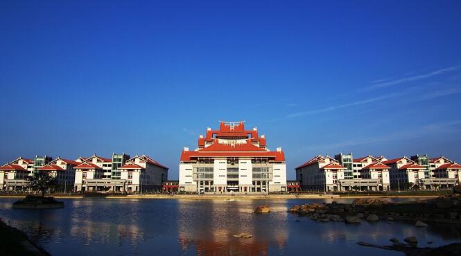 2、厦门大学
