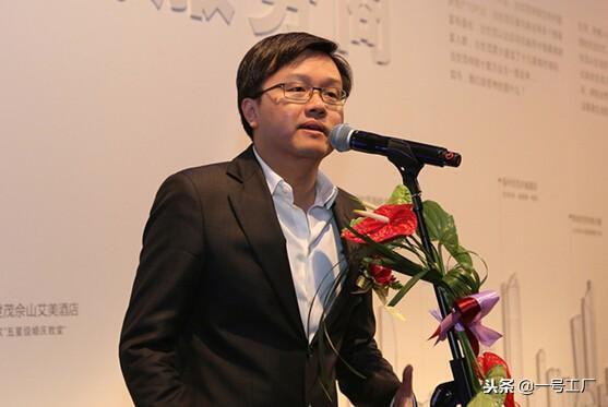 富二代美女5年帮父亲赚450亿,却还是输给弟弟,最终无奈离开公司