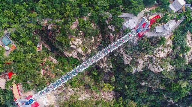 惊艳!临沂海拔最高的玻璃桥亮相蒙山