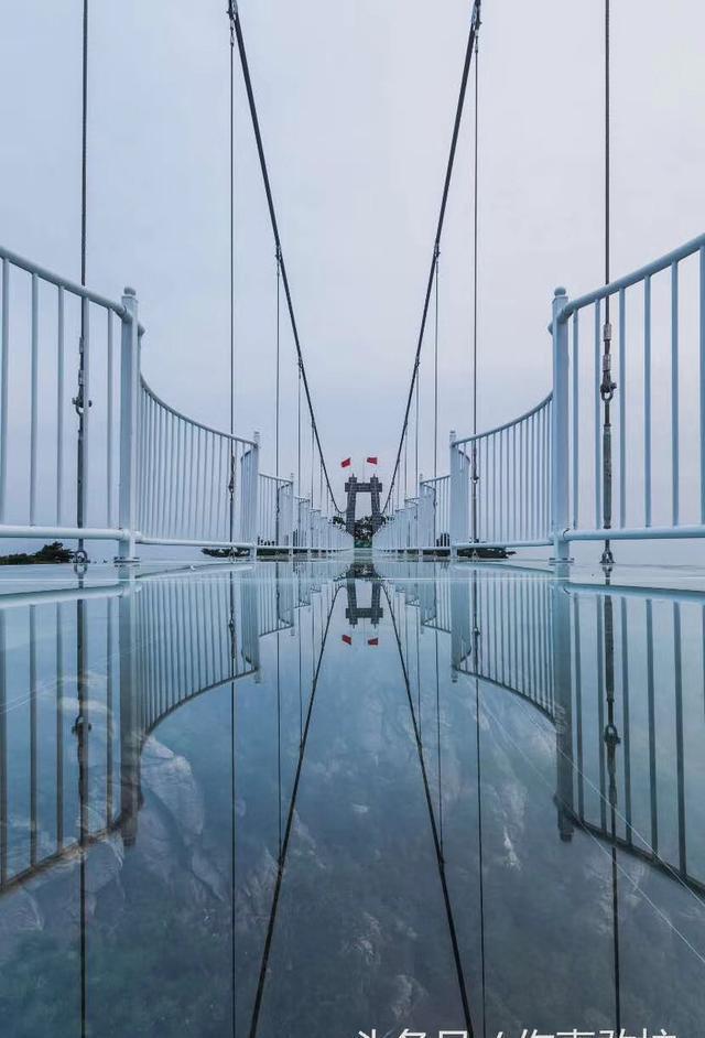 惊艳!临沂海拔最高的玻璃桥亮相蒙山