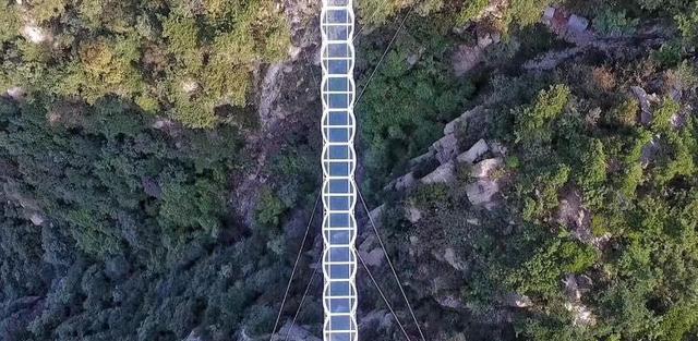 惊艳!临沂海拔最高的玻璃桥亮相蒙山