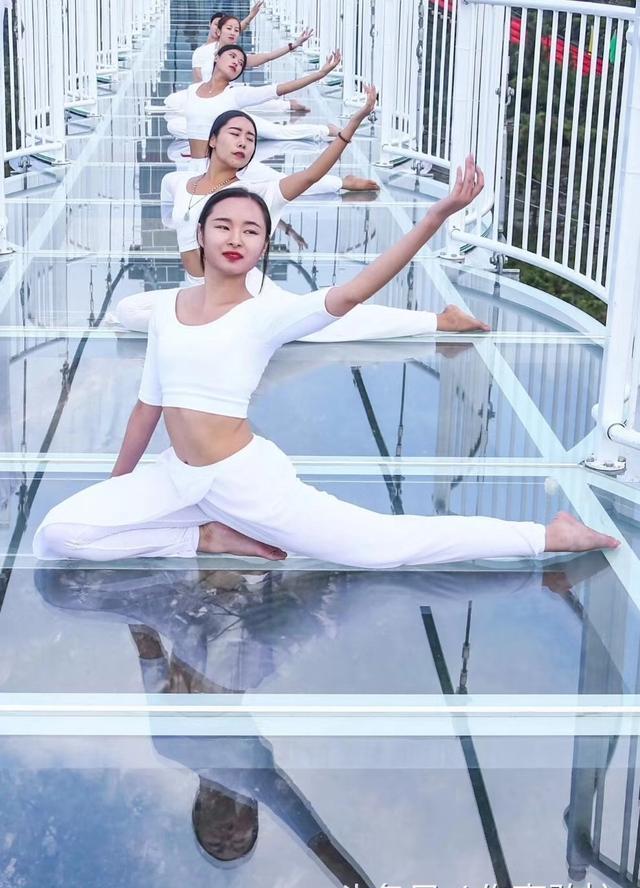 惊艳!临沂海拔最高的玻璃桥亮相蒙山