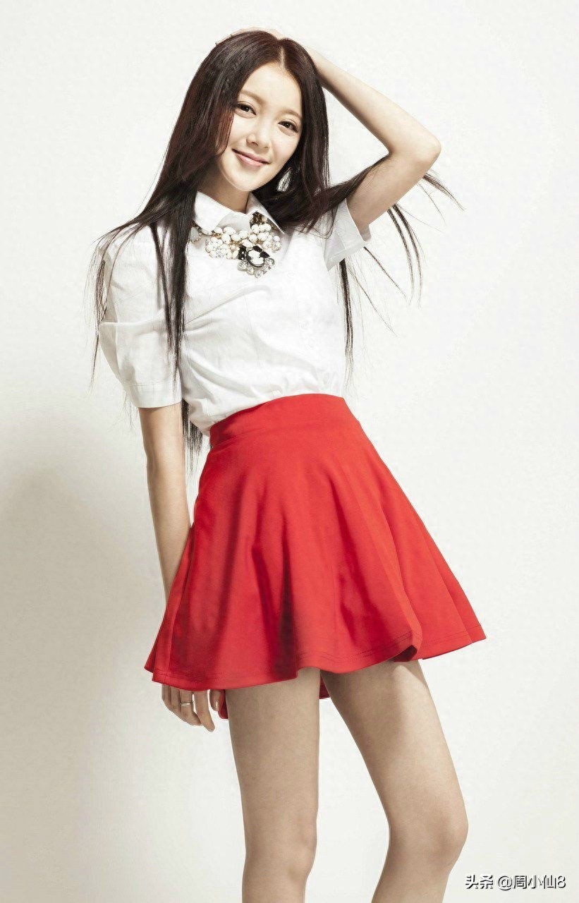 明星汪小敏,娱乐圈歌手和演员,被誉为“新一代时尚小花旦”