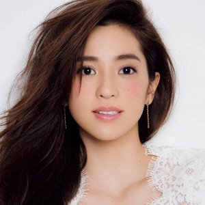 ​中村安，有着宛如夏夜星辰般的名字，闪耀于娱乐圈天空的传奇女星