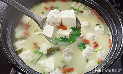 ​怎样做鲫鱼豆腐汤鲜而不腥？教程来了，营养丰富，孩子特别爱吃