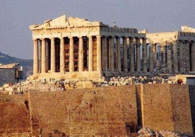 ​公元前457年，古希腊人雕刻了奥林匹亚宙斯巨像，如今巨像去哪了