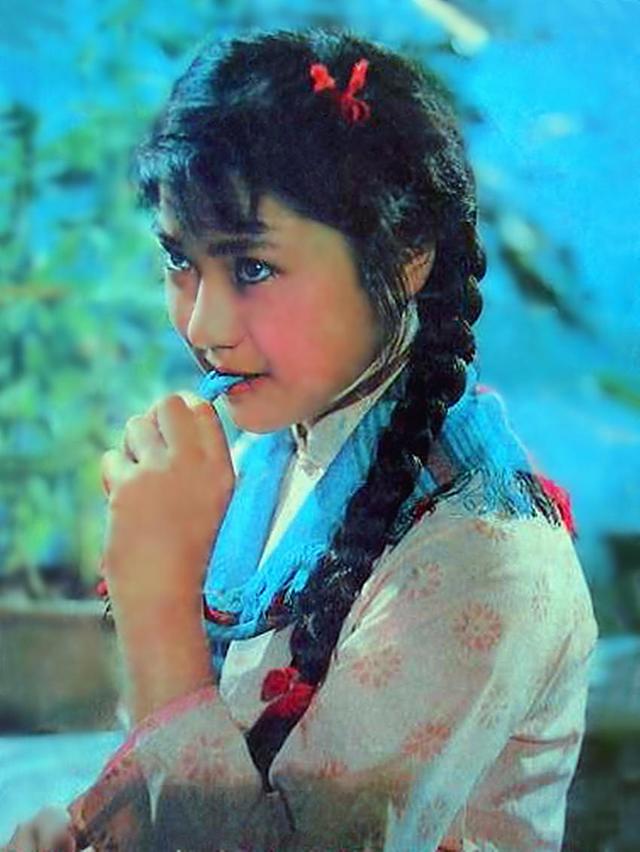 鲍国平扮演者名单（第一个在平凡的世界中扮演田晓霞）(3)