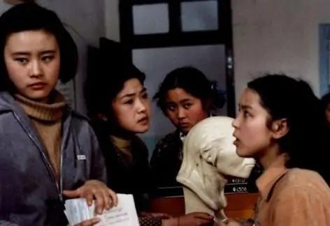 鲍国平扮演者名单（第一个在平凡的世界中扮演田晓霞）(13)