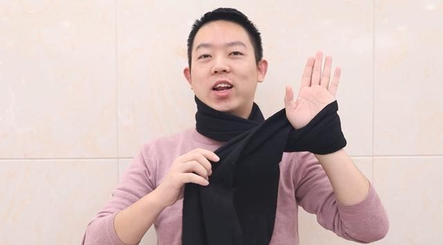 怎么围围巾，围一圈的围巾围法？图4