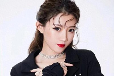 ​王伊伊：璀璨的明星