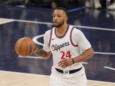 ​字母哥因伤将缺席全明星赛！船记：让鲍威尔递补上阵吧