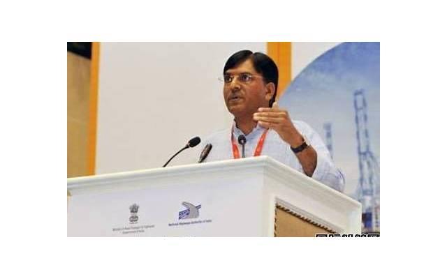 不要和什么样的女生谈恋爱？离得越远越好