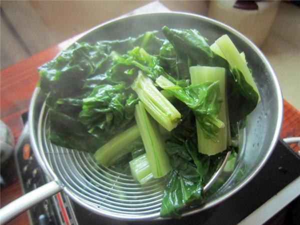 农村的“猪婆菜”，本是农民喂猪的，如今摇身一变成了绿色食品