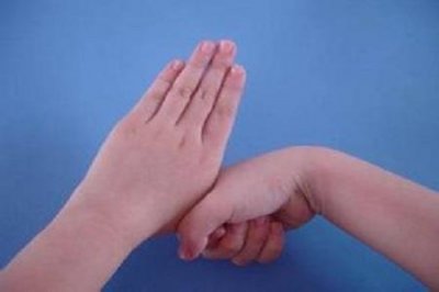 ​三分钟的健脑手部操让你轻松工作