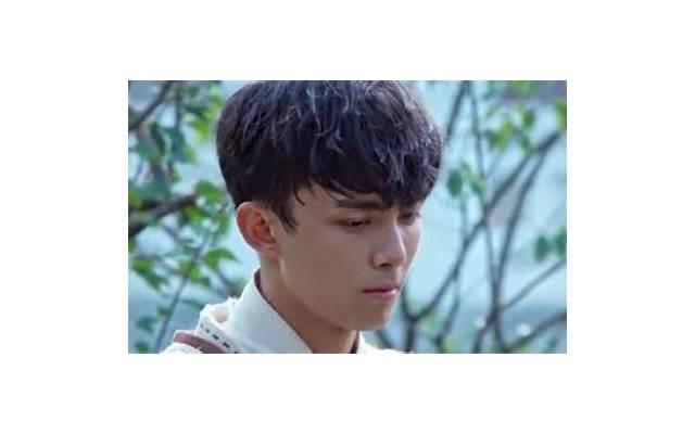 体检肾功能查什么，大学体检肾功能查什么