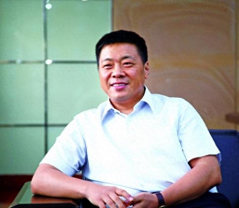 山东最牛的富二代 父亲身家610亿，比王思聪低调太多