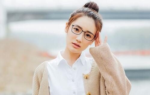 女人把你当备胎的表现1