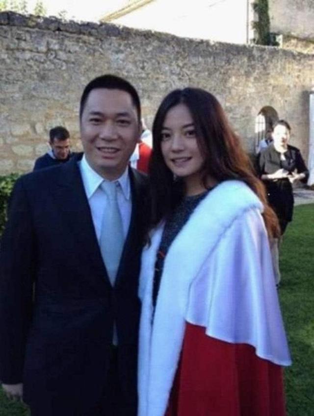 杨幂离婚了,赵薇与黄有龙感情也疑似生变,明星的婚姻不容易