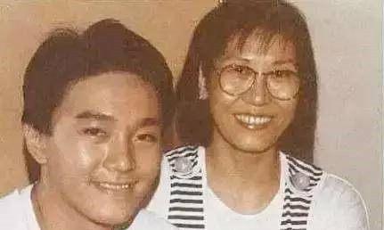 周星驰55岁生日, 林允发微博庆生, 那些星爷曾经爱国的人有哪些