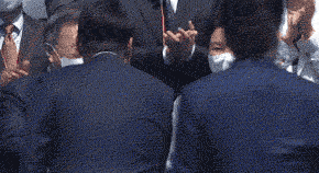 尹锡悦就任韩国总统回放(韩国新总统尹锡悦宣誓就职)(6)