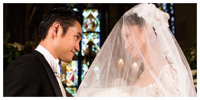 当最帅伴郎团和最脸盲伴娘团的婚礼上,新娘和新郎还有风头吗?