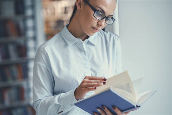 慕容雪歌词(慕容雪歌曲介绍)_260392