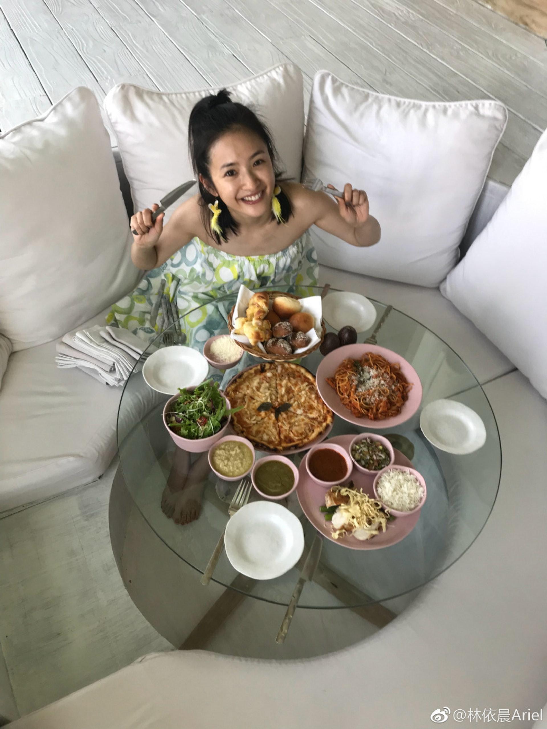 林依晨26岁为还债6年狂工作挨到生脑瘤 术后状况曝光:学会珍惜