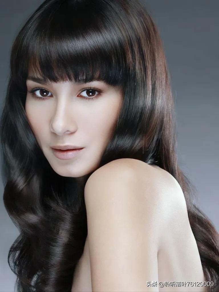 卢靖姗生孩子,36小时没打无痛,生下7斤3两宝宝