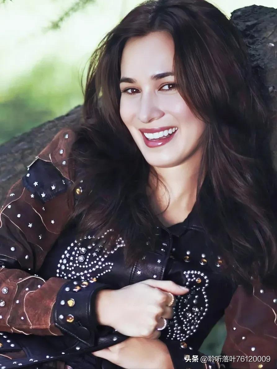 卢靖姗生孩子,36小时没打无痛,生下7斤3两宝宝