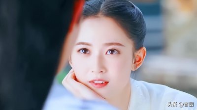 ​剧推荐|10部陈钰琪演的剧 浮图缘 月上重火 镜·双城 昔有琉璃瓦【1】