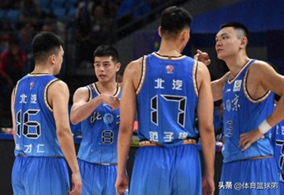 ​北京出手惊人，欲终结上海五连胜，球迷疯狂围观