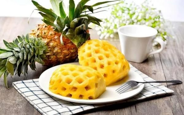 菠萝的功效与作用禁忌,吃菠萝的好处与坏处分别是什么?图1