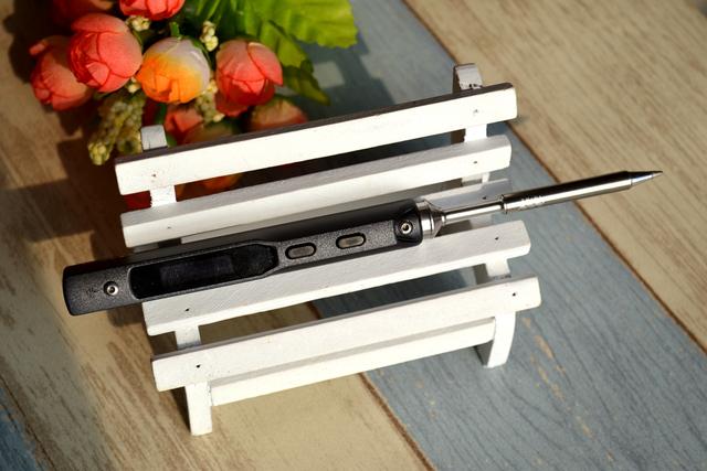 迷你t12恒温电烙铁（搞机必备MINIDSOTS100迷你智控电烙铁）(1)