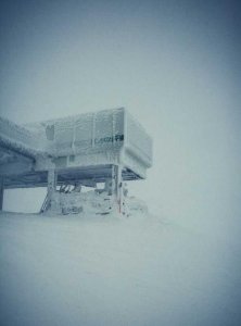 ​下雪发朋友圈唯美短句，下雪的唯美短句？