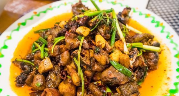 大理美食图片,有90%的人在玩电脑,的英语意思图8