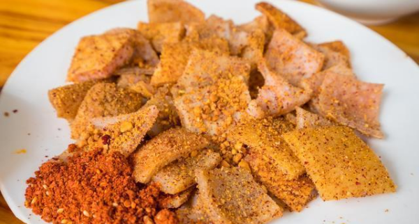 大理美食图片,有90%的人在玩电脑,的英语意思图6