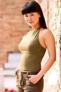 ​从歌手到演员，魔鬼身材的杨欣，转型之路并不平坦！