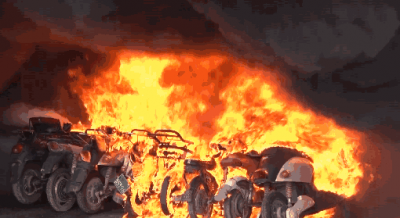 ​锂电池着火用什么灭火,电瓶起火用什么灭火器